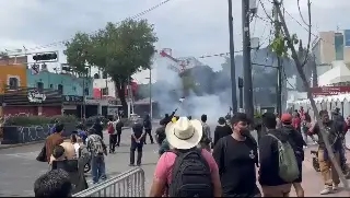 Se enfrentan manifestantes contra encapuchados en la segunda marcha por el agua en Guadalajara