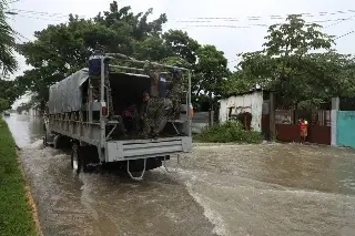 12 horas de lluvia al sur de Veracruz: Nahle pide evacuar zonas de riesgo y alerta por crecida de ríos