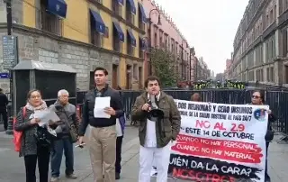 Siguen protestas; van trabajadores de IMSS por alza salarial, jubilaciones y pensiones 