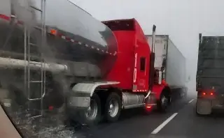 Densa neblina provoca accidente y posterior carambola en la autopista Orizaba-Puebla