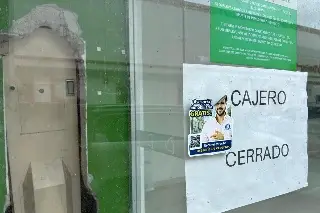 Desmantelada sucursal bancaria en el centro de Veracruz