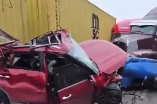 Choque múltiple e incendio en la México-Querétaro deja un muerto y lesionados