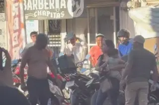 Se arma pelea en zona mercados de Veracruz pero ocurre lo que nadie esperaba (+Video)