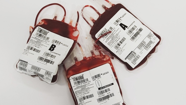 Imagen En #Veracruz, algunas personas dependen de una donación de sangre para seguir adelante. Ante esta realidad, activistas promueven la donación voluntaria. ¿Estás dispuesto a salvar vidas? #SondeoXEU