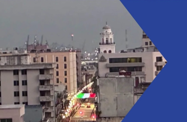 Imagen Veracruz se pinta de verde, blanco y rojo, ¿Qué significa para ti el mes de la patria?